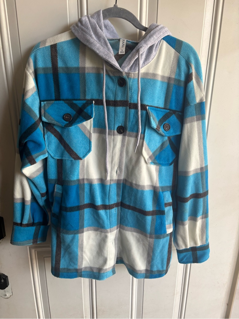 Zenana fleece Blue and White Plaid Hooded Shacket large NEW!